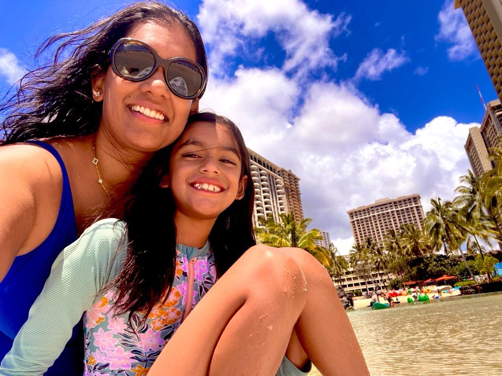 Enjoying some downtime with my favorite travel partner at the #WG2023 conference in beautiful @HiltonWaikiki 🌺