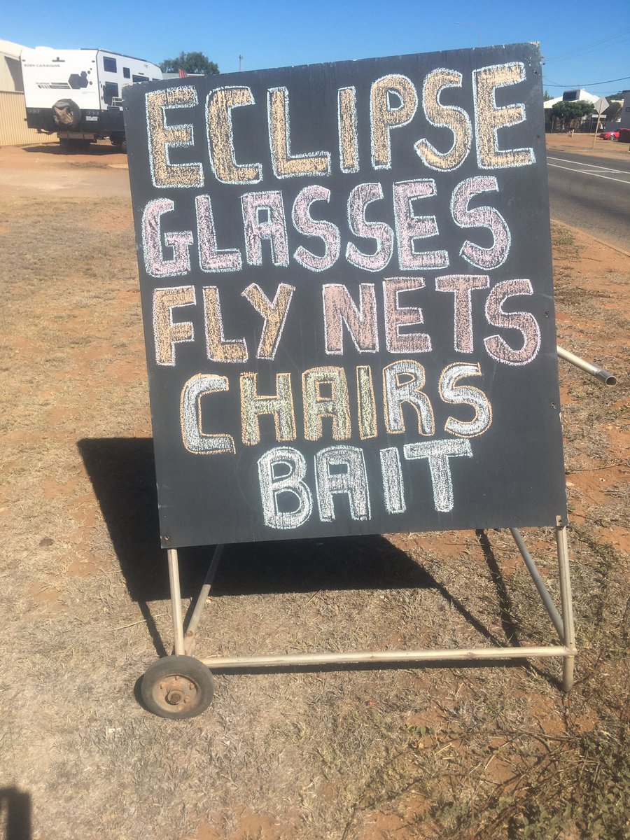 Mayhem in Carnarvon as an estimated 20,000 people start arriving for #ningalooeclipse #Eclipse2023. Final supplies before remote camping at North Lefroy, Ningaloo