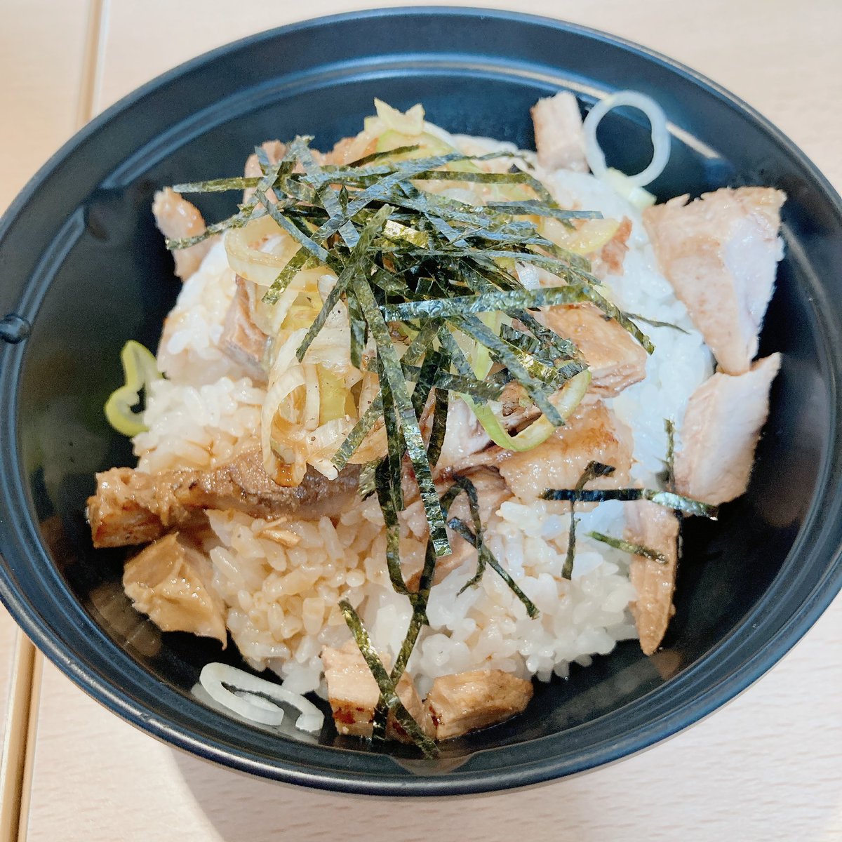 sugatchjapan's tweet photo. ここは⁉︎
#強盗ラーメン
#GoToRamen https://t.co/9F14ApRn0N