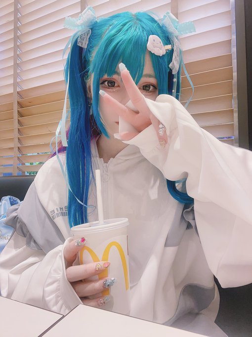 Twitterのコスプレ画像20