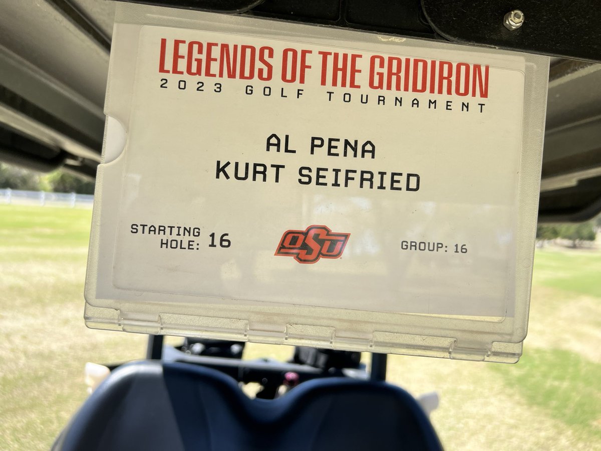 A_Pena4's tweet photo. Another great weekend in Stillwater! Great friends and good times.  @slabzilla78 @StillH2OLcoach @kseif72 
@CowboyFB #LegendsWeekend https://t.co/yvL2iZjh1s