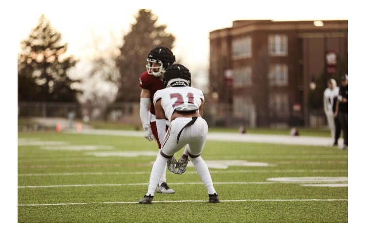 DosUnoo21's tweet photo. Trust your process. First spring game. 🦅🥂 #WDE https://t.co/nWIoJjyFqv