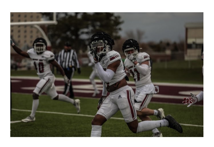 Trust your process. First spring game. 🦅🥂 #WDE
