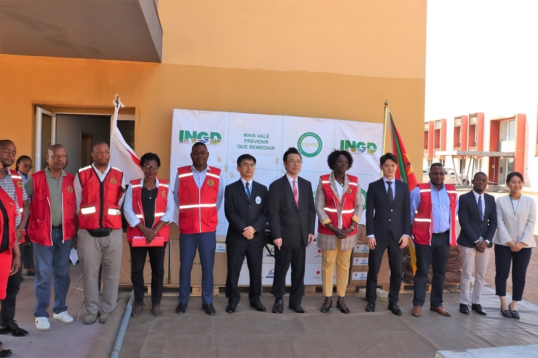 jica_direct_en's tweet photo. #JapanDisasterRelief(#JDR):
Cyclone, which occurred on Mar.11, has been causing serious human & property damage in #Mozambique🇲🇿.Upon the request from the Gov't of the Republic of Mozambique, JICA provided emergency relief goods (Tents, etc.) in response to the cyclone disaster. https://t.co/3uwvQKvafU