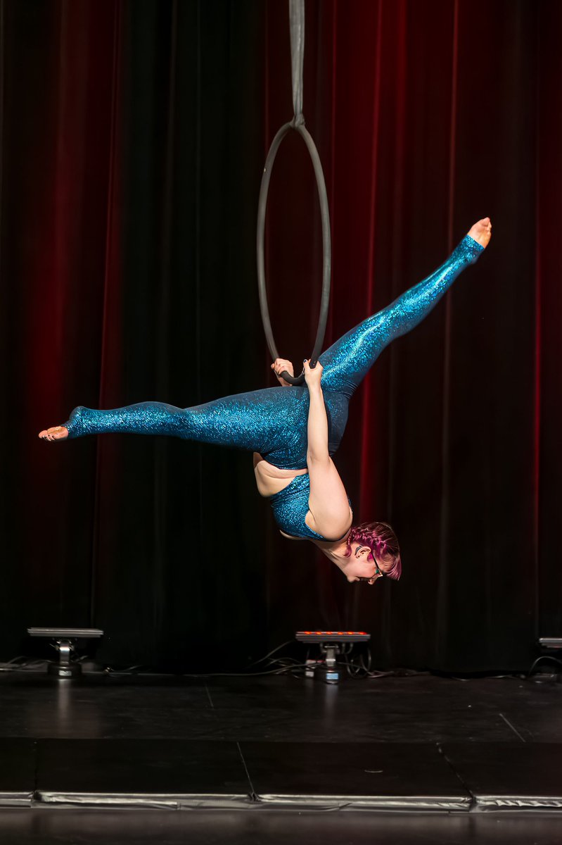 Happy belated world circus day!!! A month ago I competed in the Canadian Pole and Aerial Championships and won silver for my hoop piece 'Delicate.' I just got the photos back!! I'm so grateful whenever I get to showcase my love for circus. 💙