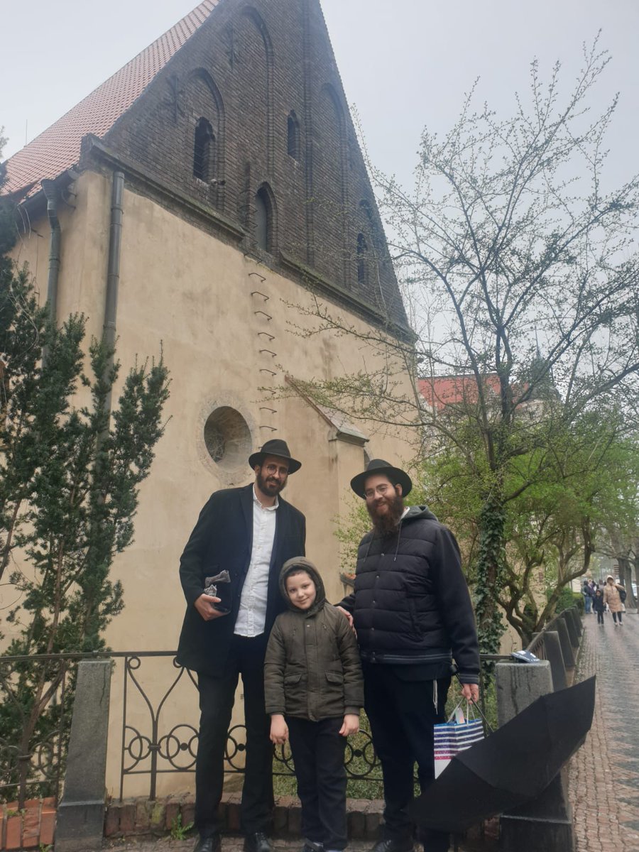 RovingRabbis's tweet photo. Shalom from Prague! https://t.co/pk1Nmial5e