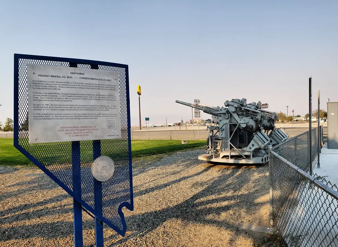 New town every hour on Twitter "Hawthorne, Nevada Population 2,613