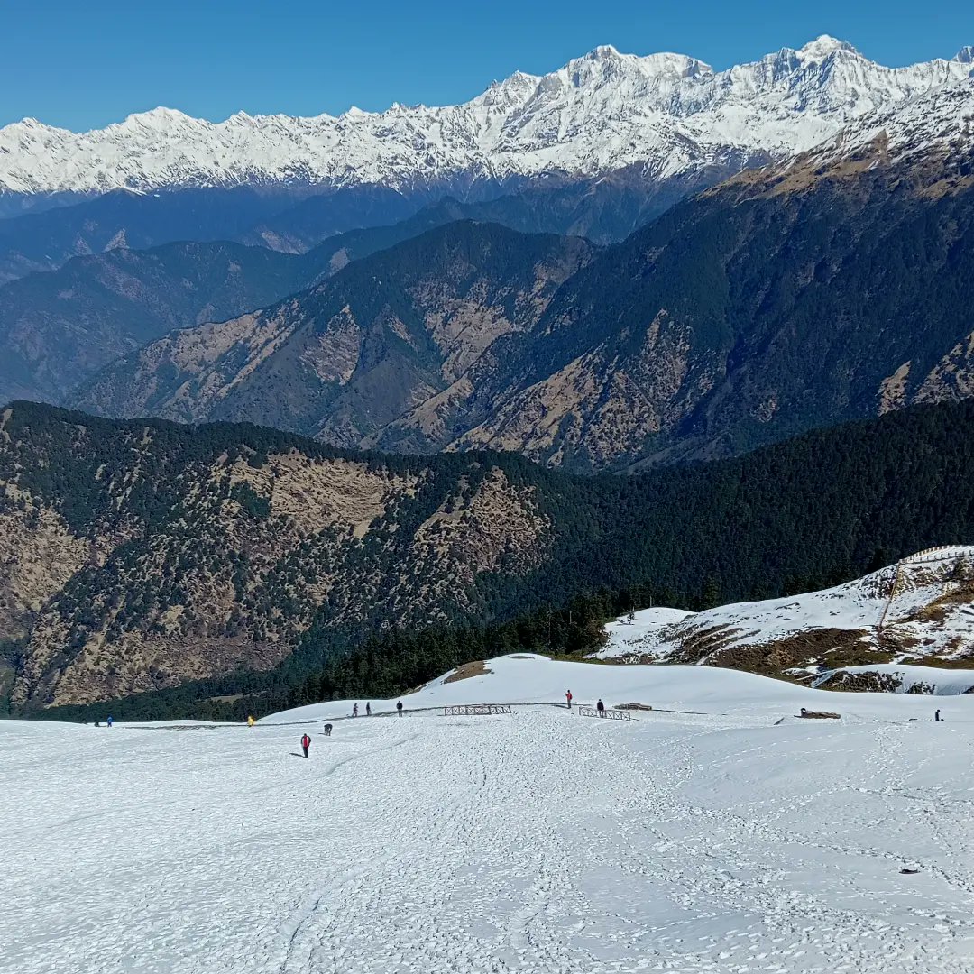 RameshMural's tweet photo. Tungnath - Chopta- Chandrashila 
"Mesmerizing experience "

@uttarakhandtrek
@uttarakhandtrav
@EarthTreks
@MountainDew
@IndianMtnSchool
@IndianTrekkerUK
@hopevoyager
@IndianTrekkers
@Indian_Trek

#chopta
#trekking #trek #Uttarakhand #chamoli #mountains #Hillside #sports https://t.co/PMUTEfspWZ