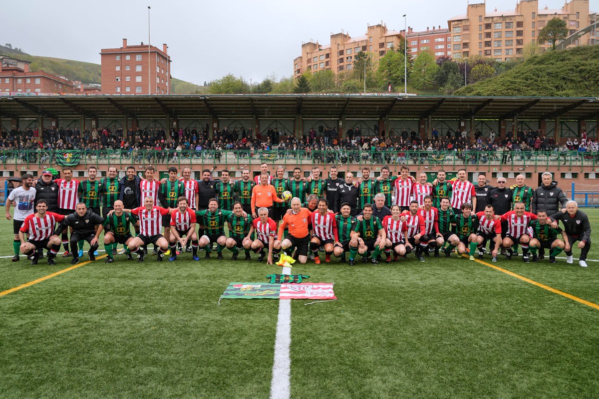 sdbasurto's tweet photo. Egunon!
De nuevo, queremos agradecer al @AthleticClub su participación en nuestro Centenario así como los grupos de Danzas Vascas Beti Jai-Alai y al coro Indautxuko Abastaza por sus actuaciones y a @CanteraDeportiv por cubrir el partido.
Mañana al kiosko! 
https://t.co/BD7IPvHcmM https://t.co/xXSmrWZq3E