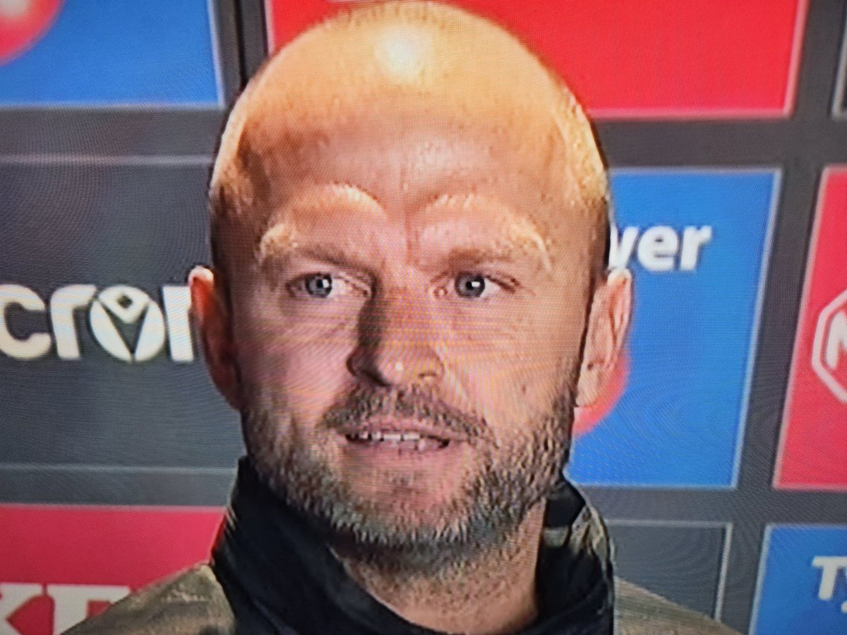 WomanWithByte's tweet photo. Jeezus @chadcornes !
Take it easy on the botex next time mate! That looks ridiculous! https://t.co/kCICd9uP1z