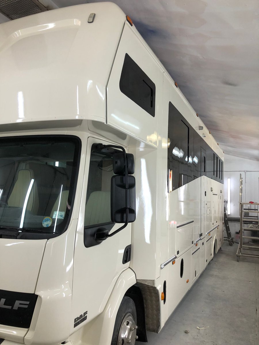 DHBlive's tweet photo. This horse box came to us needing a total re paint, and re graphic. Having arrived a little dull and worse for wear, a few weeks later, she left us looking absolutely sparkling, with some very happy owners! Fantastic work from the paint shop. https://t.co/Y6sPwE2ZEp