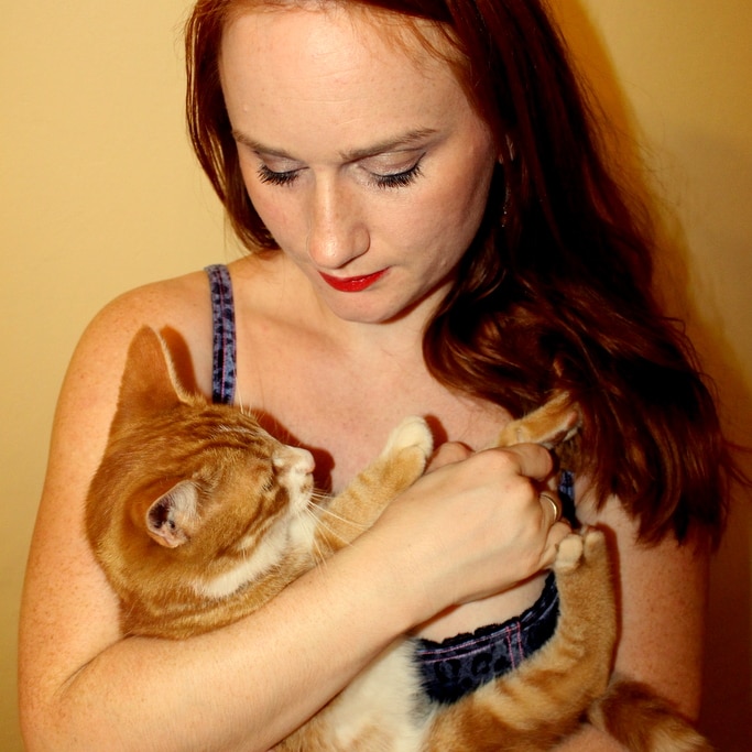 HotwifeGinger's tweet photo. Me and my pet Monday
Today something different: Drop a pic of yourself with your pet!
Make this a thread full of sweetness.
Rt and like to join! https://t.co/4cIYXgDeVO