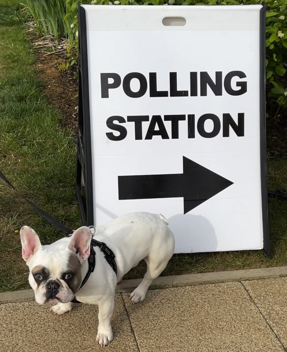 Time’s running out! Today is the deadline to register to vote in the local elections on 4 May. Go to gov.uk/register-to-vo… today. If you've already registered to vote at your current address and have not moved since, you do not need to re-register to vote. #YourVoteMatters