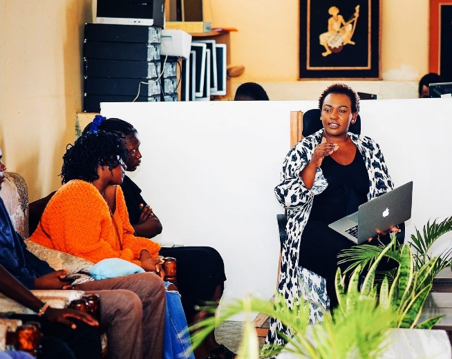 mwaki_link's tweet photo. Just attended an amazing personal development talk at Icons Hubs Kisii, hosted by Million Hugs. The key takeaway for me was that opportunities align themselves for those who are ready. @sistksu 
#mentalhealth #personaldevelopment #Millionhugs https://t.co/9g7BKwvpEq