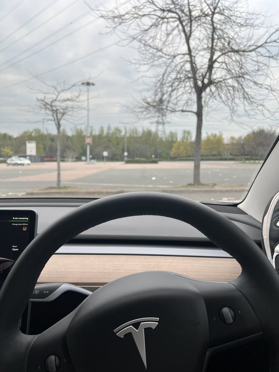 Tom Scott tweet media