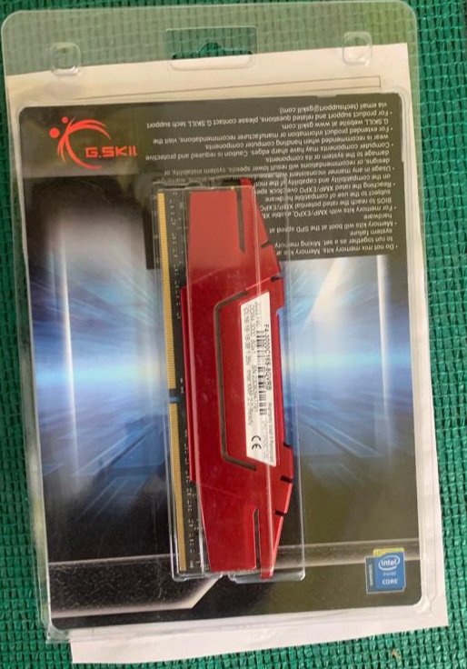 saurabh_196's tweet photo. @gskillgaming @GSkillmemory shipping for RMA costs approximately 4 times more then the actual product this is 3rd time i buy your product and 2 of them are faulty 1st I thought that damaged product was my fault so I didn't claim my RMA now same thing is happening with this prodct https://t.co/UIE5BLJPHl