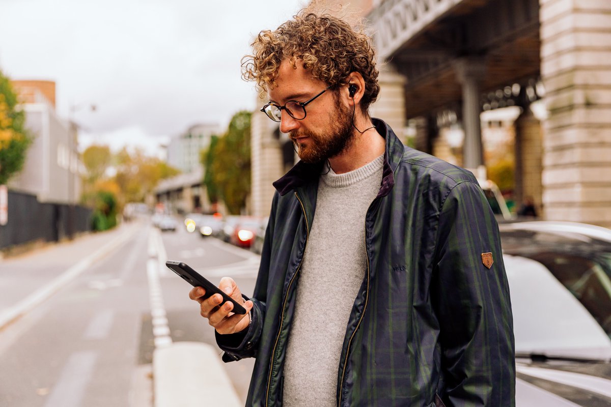 Discover the latest interview with our #CEO and co-founder Hugo Dinh over <a href="/Orange_Future/">Hello Future</a> where he discusses about the newest #AI digital diagnostic tools and how he developed <a href="/NaoXTech/">NAOX Technologies</a>'s in-ear #EEG solution 🧠⛓️ hellofuture.orange.com/fr/hugo-dinh-n…