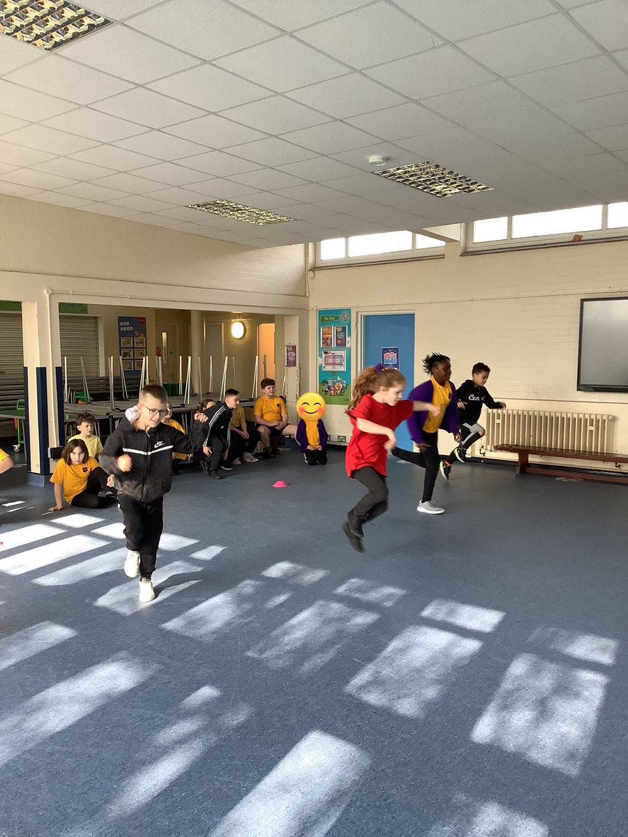 In PE this term we are completing Athletics! Today we focused on learning the correct technique for running a short distance at speed. <a href="/PrimaryElaine/">Elaine Primary</a>