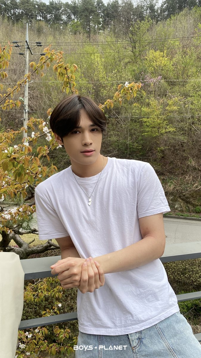_mnetplanet's tweet photo. #제이 | 스타 크리에이터님의 마음을 훔칠 보이즈 플래닛 소년들의 두 번째 남친짤이 도착했습니다 💌

최종 TOP9이 결정되는 파이널 생방송, 잊지 않았죠?
우리 이번 주 목요일에 꼭 봐요 |ૂ•ᴗ•⸝⸝).•❤

〈BOYS PLANET〉
파이널 생방송 4월 20일 (목) 저녁 8시 50분 (KST) https://t.co/wQfpc60BbZ