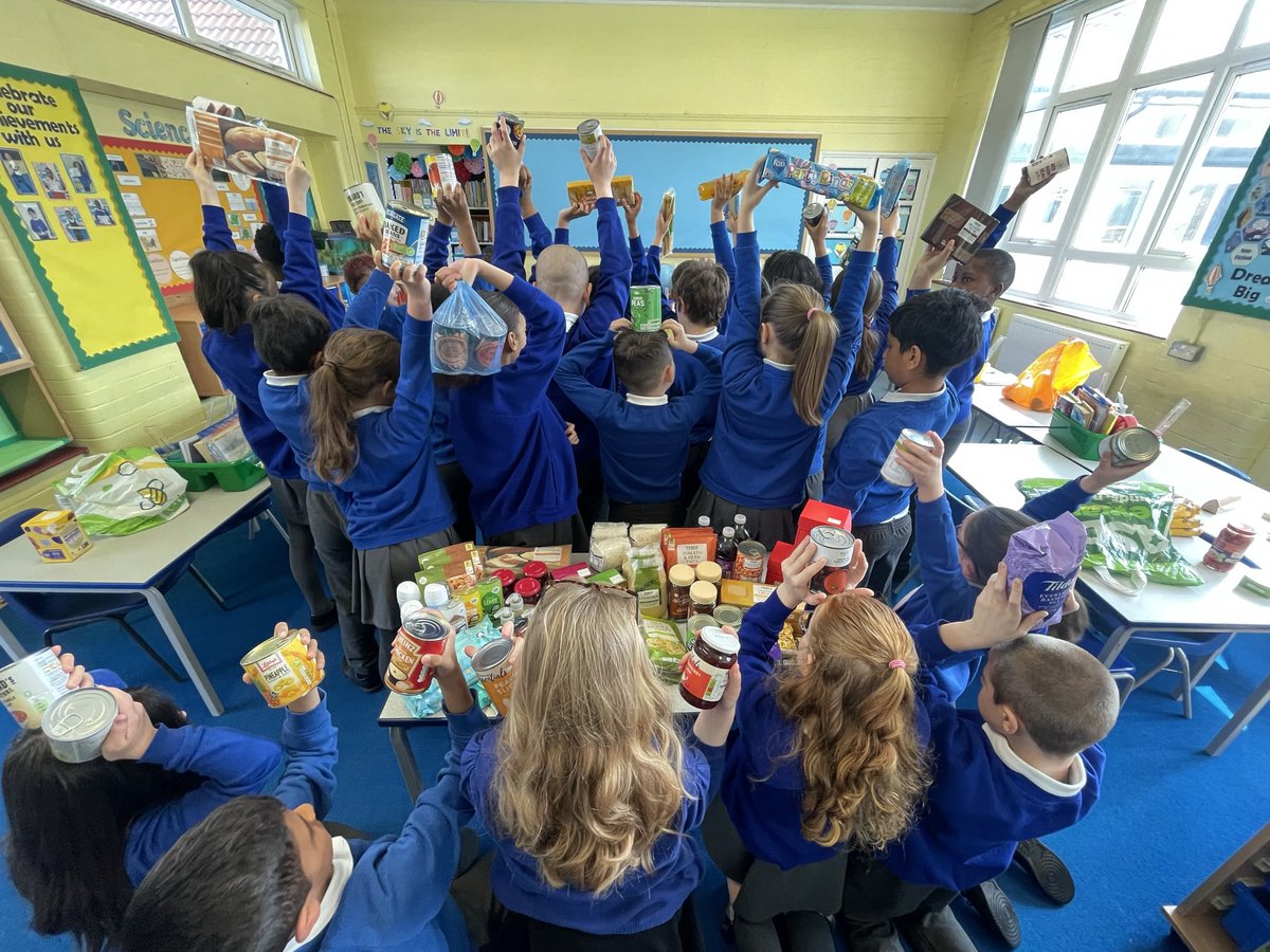 Miss_C_Nelson_'s tweet photo. Flamingos are excited to visit the @TrussellTrust food bank at Trinity Baptist church. We have our donations and will learn all about food security. We love helping our community. @PelhamPrimary_ @trustilluminate https://t.co/cfYeY5A2ZW