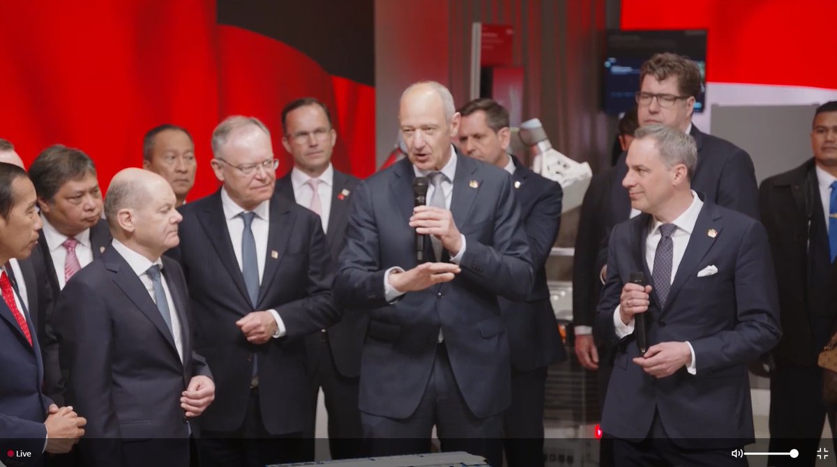 Ralph-Christian Ohr tweet media