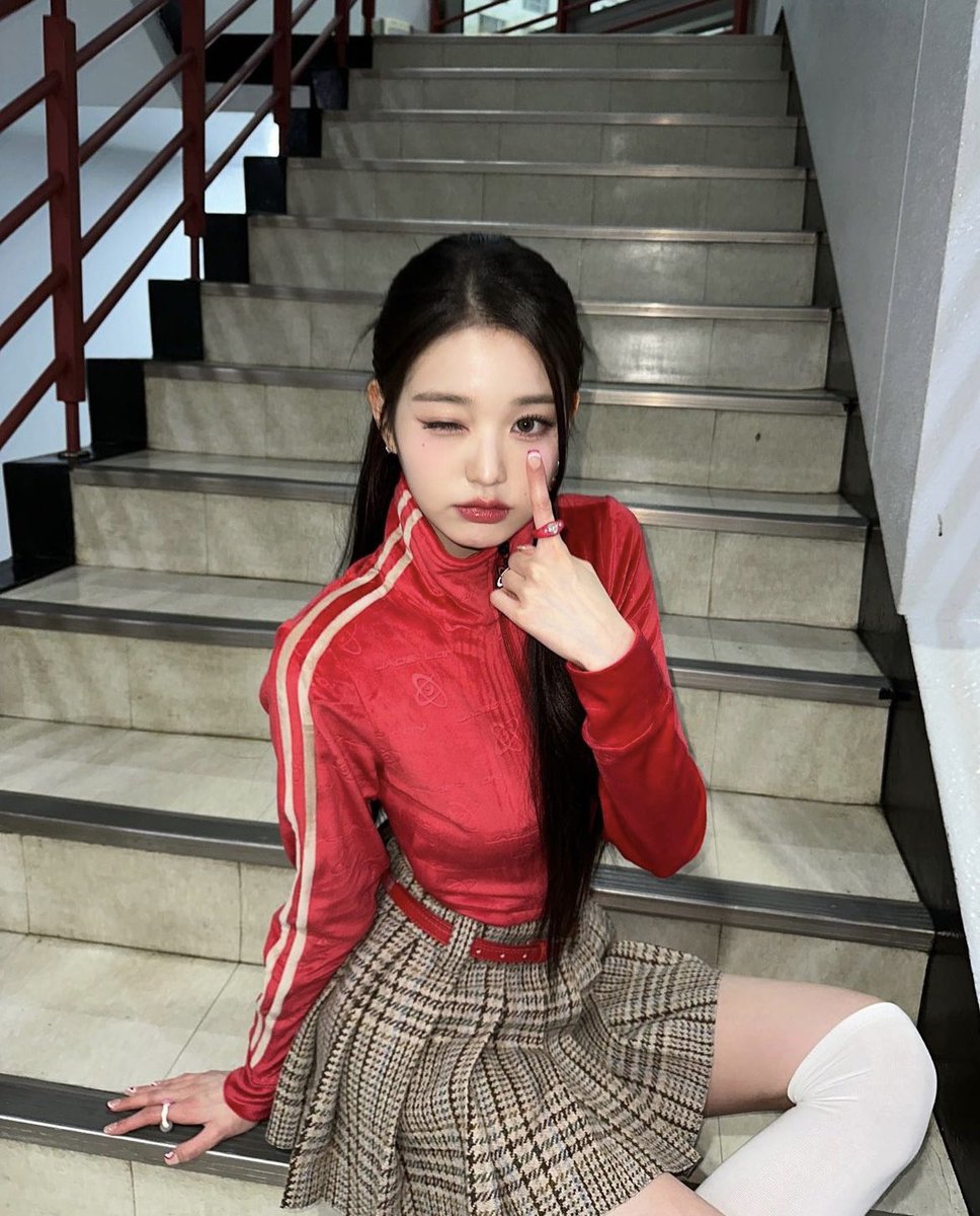 IVE ウォニョン、補正が必要な脚の長さ（人気歌謡） KBSミュージック