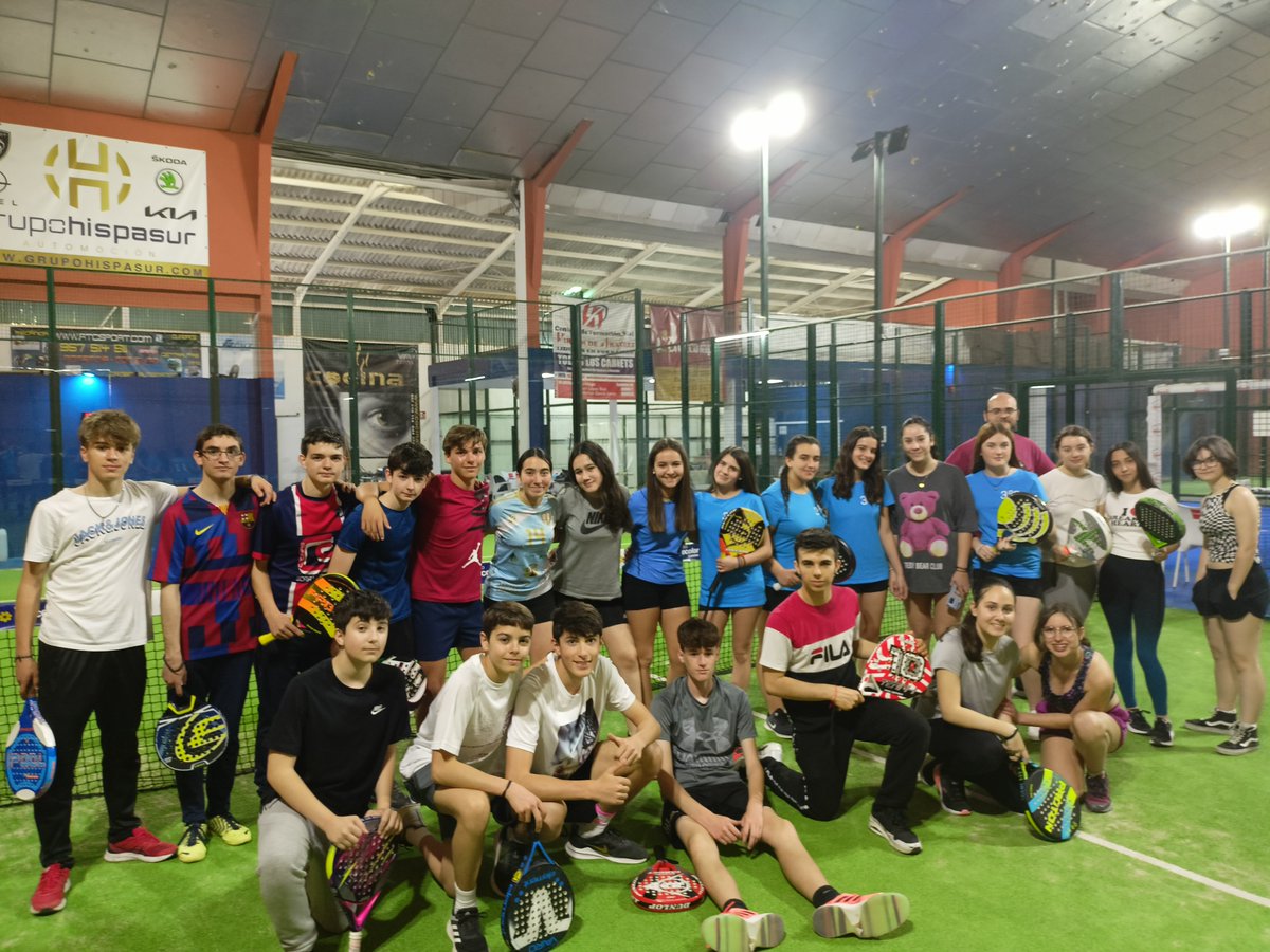 IES Marqués Comares tweet media