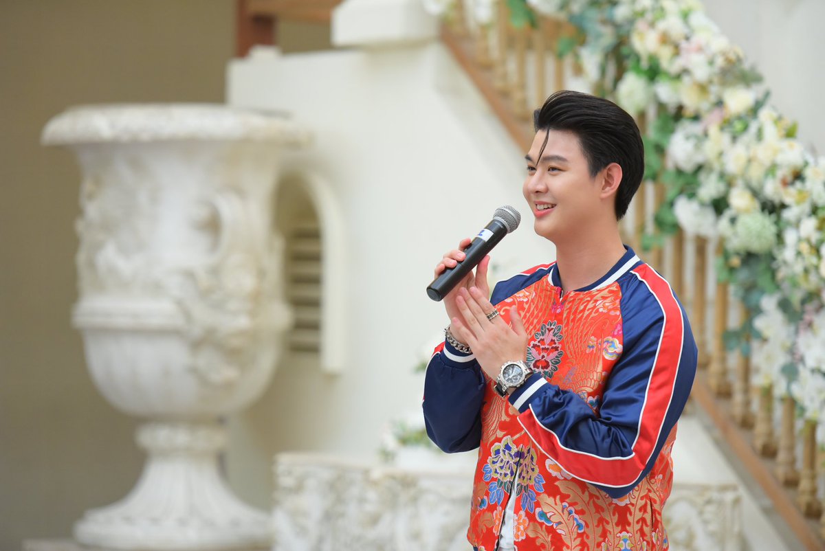 zoomdara_online's tweet photo. "เซ้นต์ ศุภพงษ์" ชวนครอบครัวและแฟนคลับทำบุญใหญ่วันเกิดอายุครบ 25 ปี 

🔗 https://t.co/qJqtCJKo2M

#25thSAINTDay
#Saint_sup #MingEr 
#HBD25thProject4Saint
#zoomdara https://t.co/4VyM1A4wLI