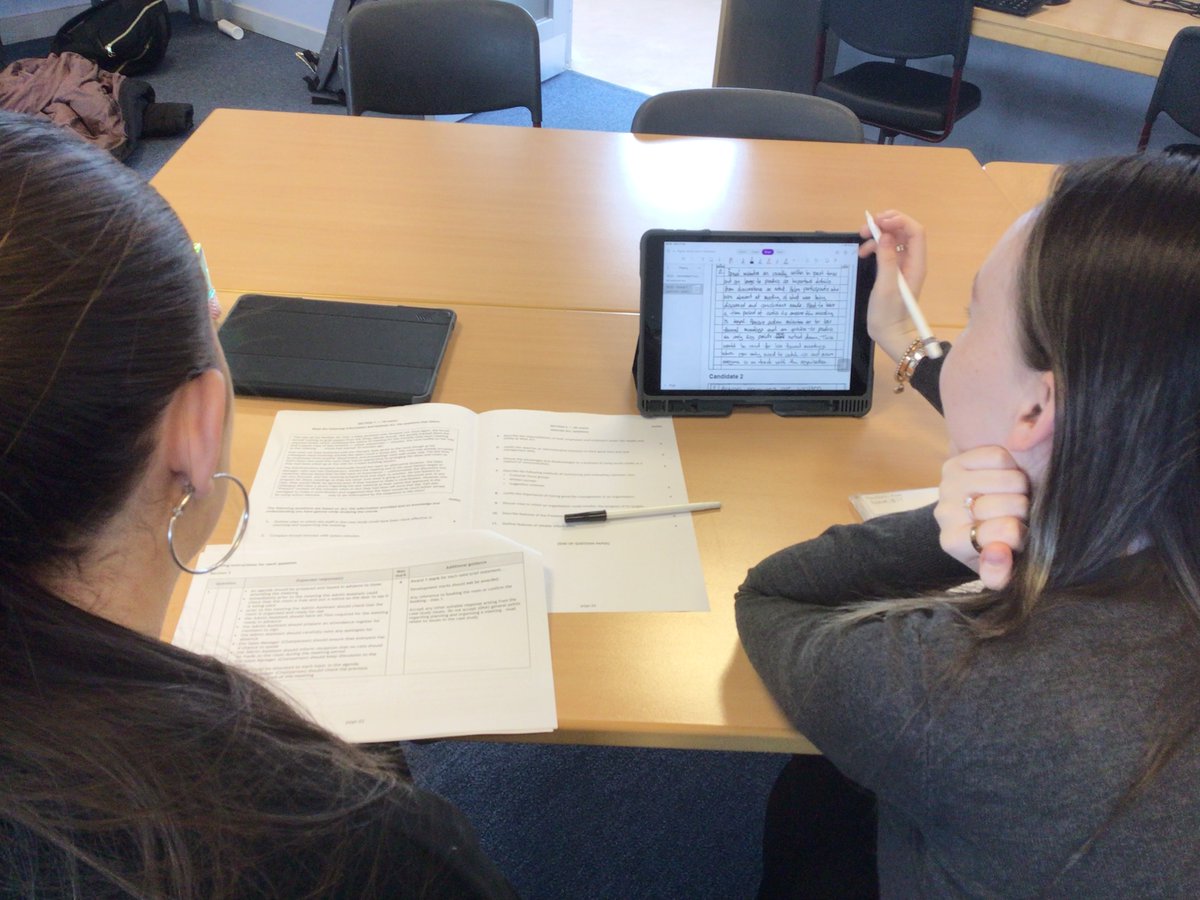 kssbusiness's tweet image. Positive start to the week from Higher Admin and IT pupils using SQA marking schemes to mark candidate work #understandingstandards #commandwords #finalexamprep @KnightswoodSec