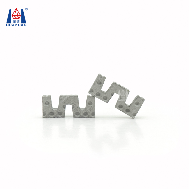 Huazuantools's tweet image. M shape pit #diamondsegment for diamond core drill bit
New design #diamondcorebitsegment for drilling concrete
If you are interesting, please contact us by whatsapp +86 15905012435 or email export@huazuantool.com