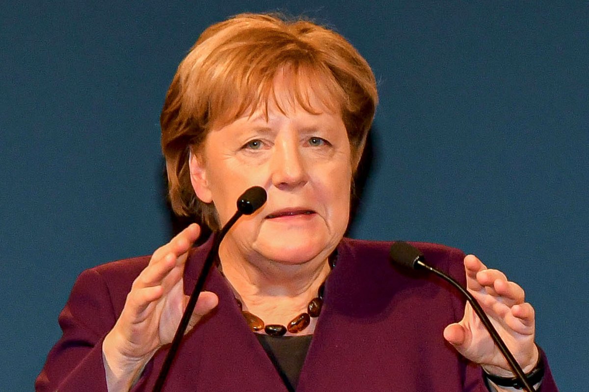 IAK Berlin on Twitter "AuschwitzÜberlebende aus aller Welt