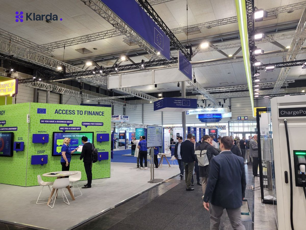 KlardaOfficial's tweet image. It's a bird, it's a plane, it's...Klarda at #HannoverMesse 🦸🏻‍♂️🚀

We're rubbing shoulders with the biggest names in the industry and related blockchain tech, learning from the best! 😎

Come say hi and let's geek out together! 👋 

#Klarda #Blockchain #Crypto #Innovation