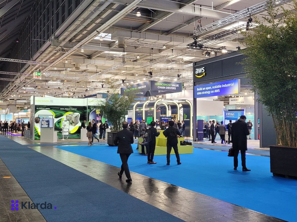 KlardaOfficial's tweet image. It's a bird, it's a plane, it's...Klarda at #HannoverMesse 🦸🏻‍♂️🚀

We're rubbing shoulders with the biggest names in the industry and related blockchain tech, learning from the best! 😎

Come say hi and let's geek out together! 👋 

#Klarda #Blockchain #Crypto #Innovation