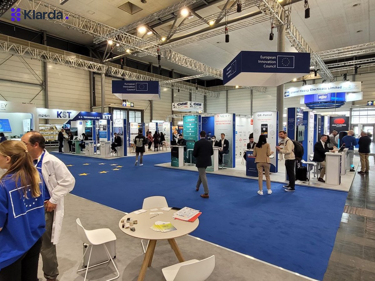 KlardaOfficial's tweet image. It's a bird, it's a plane, it's...Klarda at #HannoverMesse 🦸🏻‍♂️🚀

We're rubbing shoulders with the biggest names in the industry and related blockchain tech, learning from the best! 😎

Come say hi and let's geek out together! 👋 

#Klarda #Blockchain #Crypto #Innovation