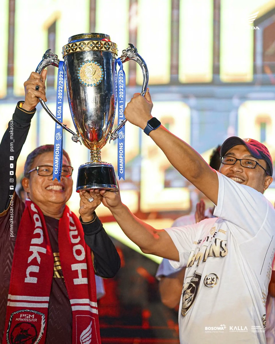 PSM_Makassar's tweet photo. Parepare is red 🔥❤️🏆

Terima kasih Parepare, benar-benar manjadi rumah bagi kami, Pasukan Ramang. Kami pamit pulang dulu 🙏

Makassar sudah siap??!!

#EwakoPSM #PSMJuara https://t.co/4il9ul263I