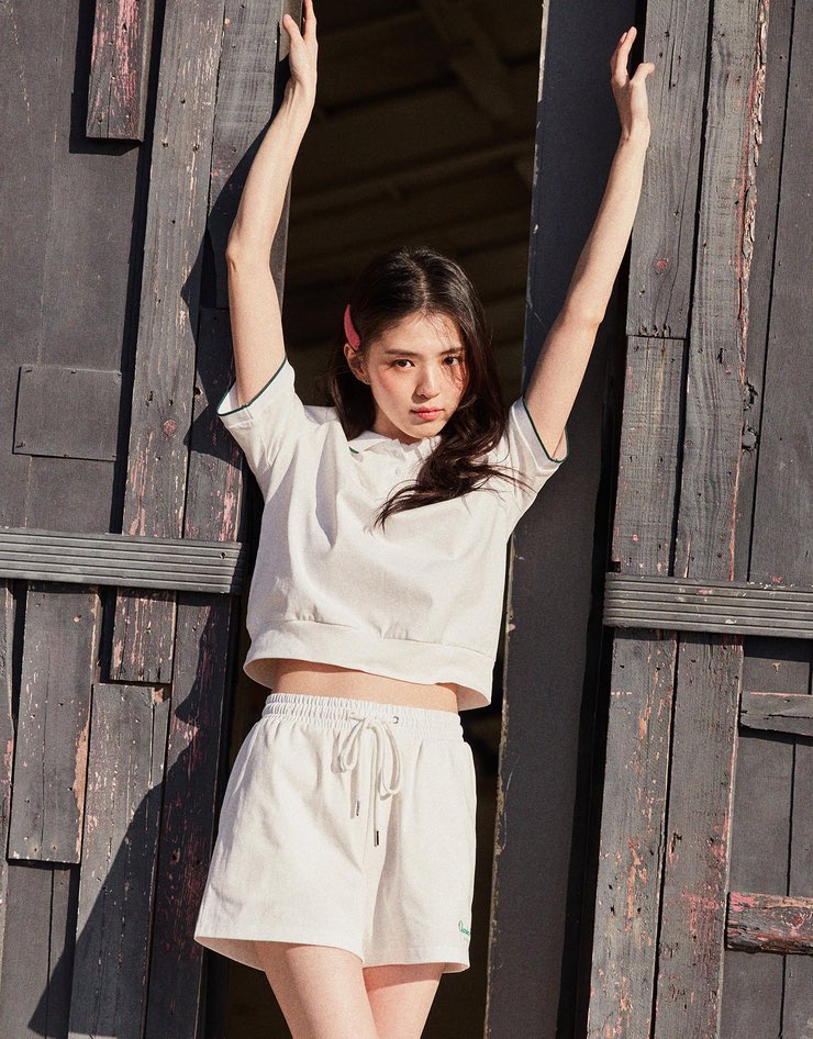 230417  지오다노

🛍️ NEW 한소희 코튼 크롭 폴로 반팔 티셔츠

#한소희 #HANSOHEE