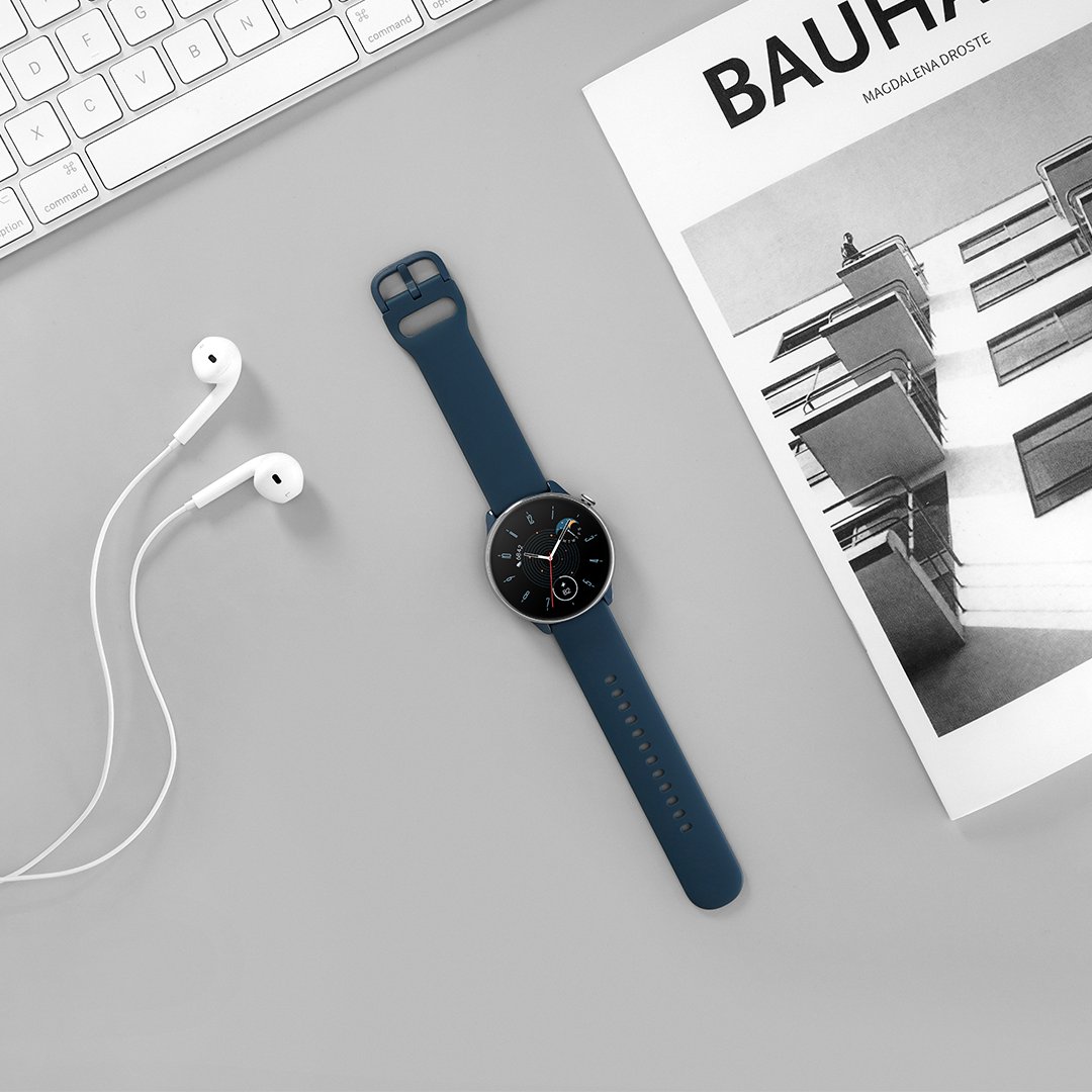 amazfit_id's tweet photo. Desainnya yang kecil membuat jam tangan ini sempurna digunakan buat siapa aja. Berbicara soal daya tahan baterainya, jam tangan ini memiliki daya 280 mAh, mampu digunakan hingga 14 hari pemakaian normal hingga 20 hari dalam mode hemat ✨😍
#AmazfitIndonesia #Smartwatch #GTRMini https://t.co/KMOVFUjrNa
