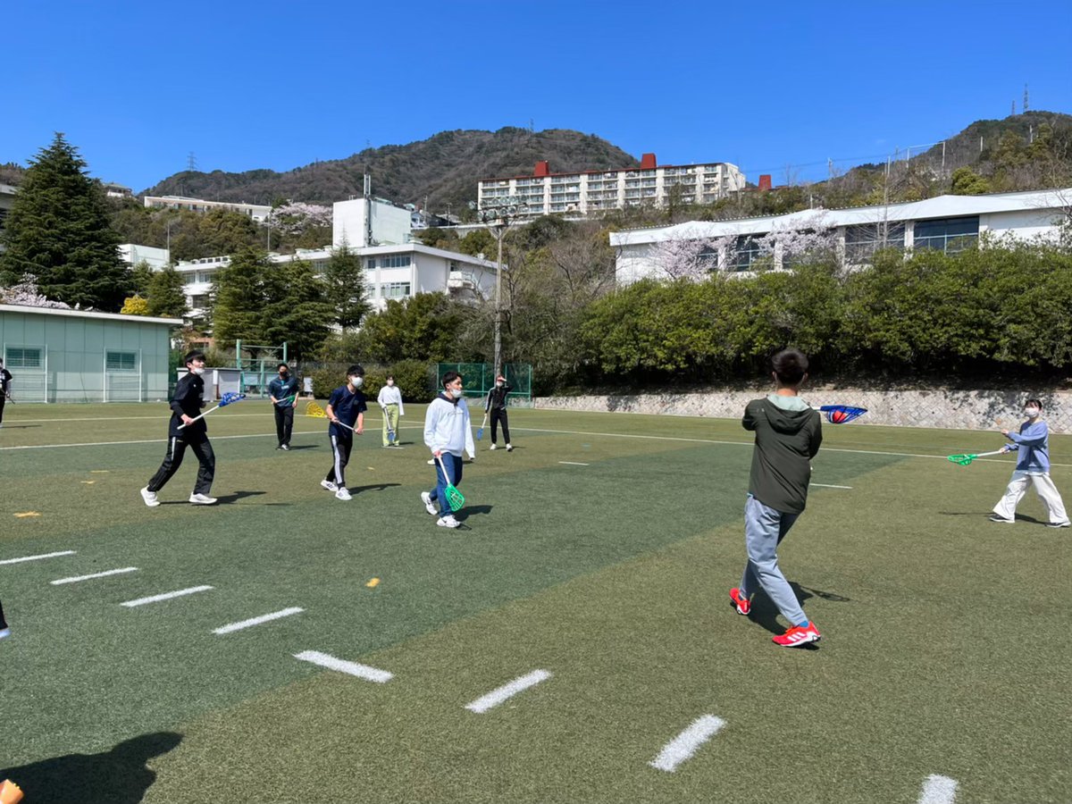 今日の117時〜体験会やります!
実際のラクロスで使う道具を持って体験できます!!🥍
体験会の後は先輩とご飯にも行けて、新入生はとても満足してくれます😄

当日参加大歓迎です!
⚠️場所が鶴甲第二キャンパスグラウンドなので、注意してください！!