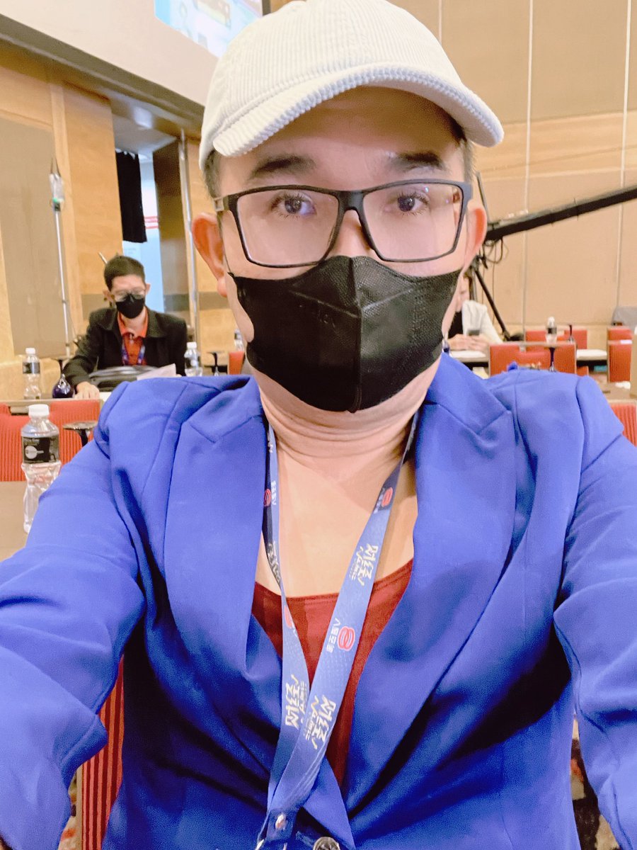 master_xi's tweet photo. #财经十四行 #八度空间 上课中！ https://t.co/sqKe5IN6dS