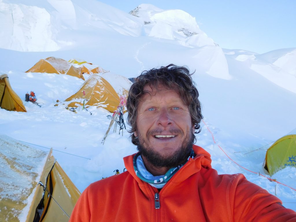 17 April 2023, Annapurna Summit!

• Congratulations to Noel R. Hanna and Dawa Nurbu Sherpa : for successfully summiting Annapurna I this morning! 
Noel, 🇮🇪 an experienced climber from Ireland who has already conquered multiple 8000-meter peaks.  #sst #sevensummittreks #8000er