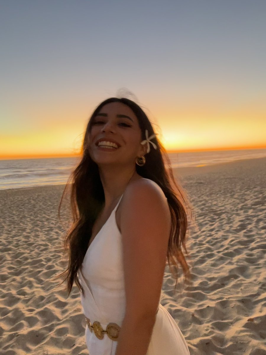 MonyBarrientos's tweet photo. ☀️ https://t.co/CxvZSdaUFF