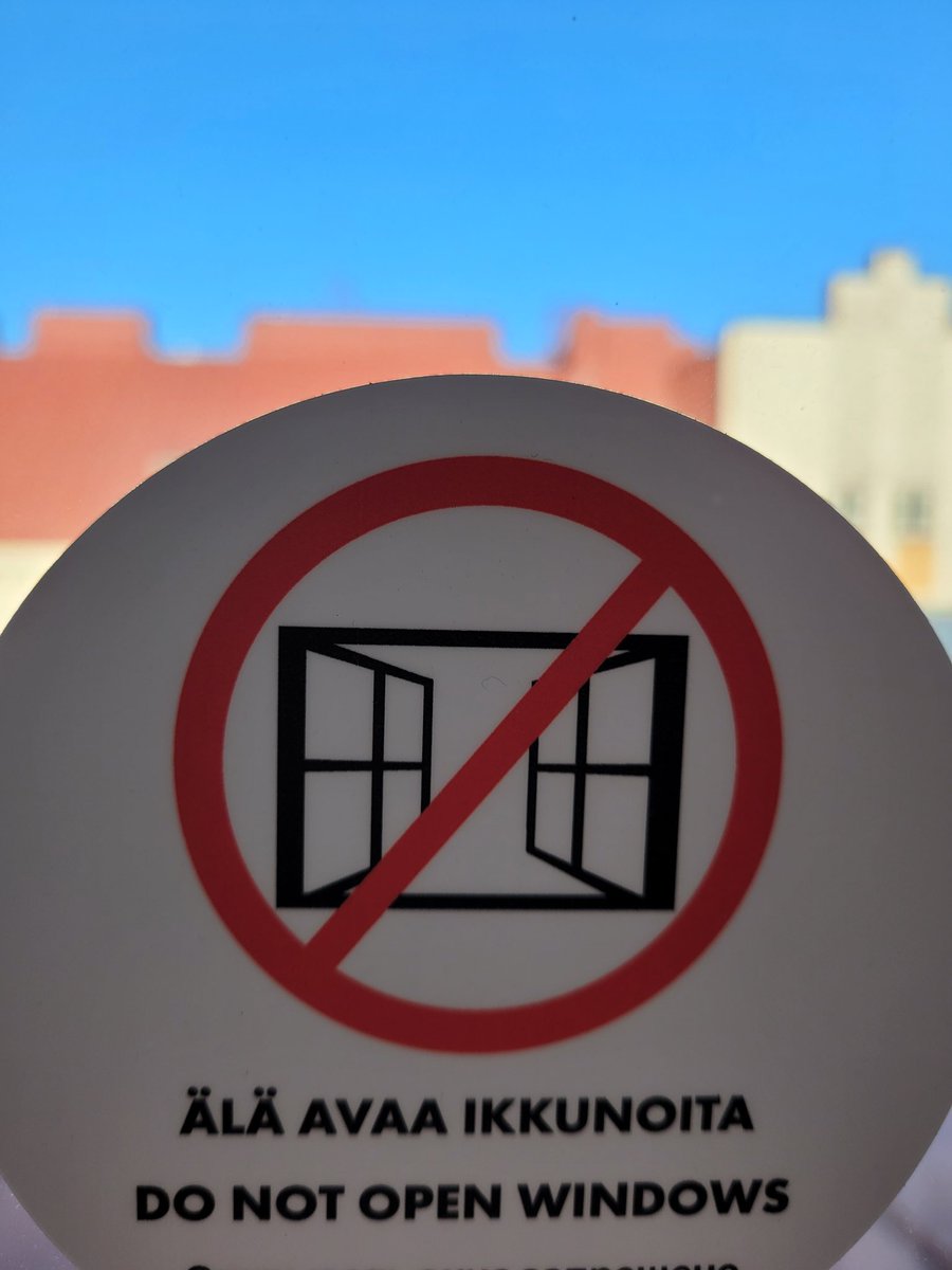 Sorry, today we DO open windows. AI and Business Management (Tekoäly ja liiketoiminnan johtaminen) #EMBA module starts in Helsinki. #jyuEMBA