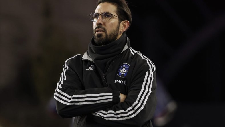 #CFMTL lose 0-1 to #VamosUnited in a dismal display at Stade Saputo

For me personally, the first game where Hernan Losada got it very wrong

He’s not the only one to blame (tweet on the players to follow), but his tactical set up last night was far from successful

Let’s Analyse