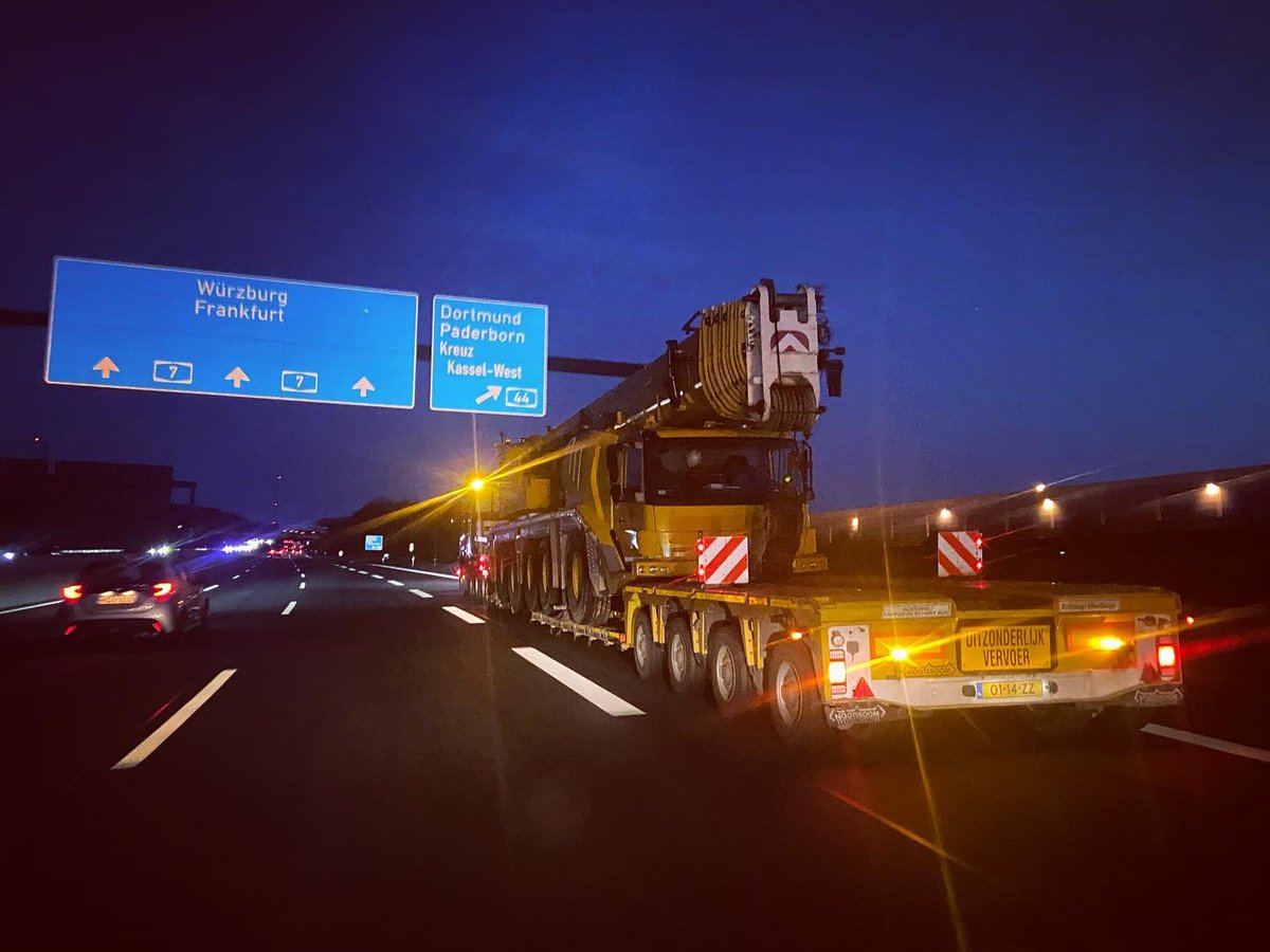 BelgoPilotsBE's tweet photo. Despite the short week, there was sufficient variation. 🤩

🇳🇱🇧🇪🇱🇺🇫🇷🇩🇪

#uitzonderlijkvervoer #uitzonderlijktransport #convoiexceptionnel #transportexceptionnel #exceptionaltransport #abnormalload #schwertransport #bredlast

✉️ pilots@belgopilots.be
🌐 https://t.co/xTDY7FIZud https://t.co/aGZlTynpXY