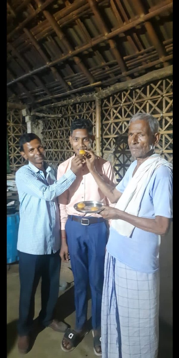 BiharEducation_'s tweet photo. उच्च माध्यमिक विद्यालय किशनपुर, सुपौल के दसवीं कक्षा के छात्र प्रेमसागर कुमार का चयन भारतीय अंतरिक्ष अनुसंधान संगठन (ISRO) के युवा वैज्ञानिक कार्यक्रम (युविका) में हुआ है। (1/2) https://t.co/OIM2vOUnMD
