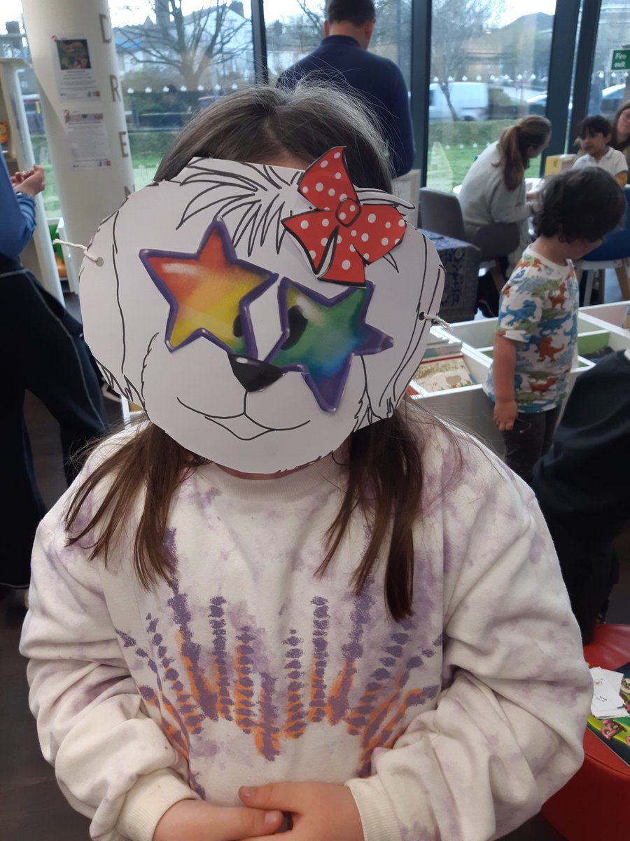elisapeacock's tweet photo. Had lots of #fun sharing #thebumthatbarked at #maidstone #library this weekend

A great space for #storytelling and a gorgeous group!

#picturebooks
#kentlibraries
#authorlife
#crafting
#booksaboutdogs
#childrensbooks
#AuthorsOfTwitter
@rowenaaitken
@TinyTreeBooks
#AUK_News https://t.co/EwmKTuwDmk