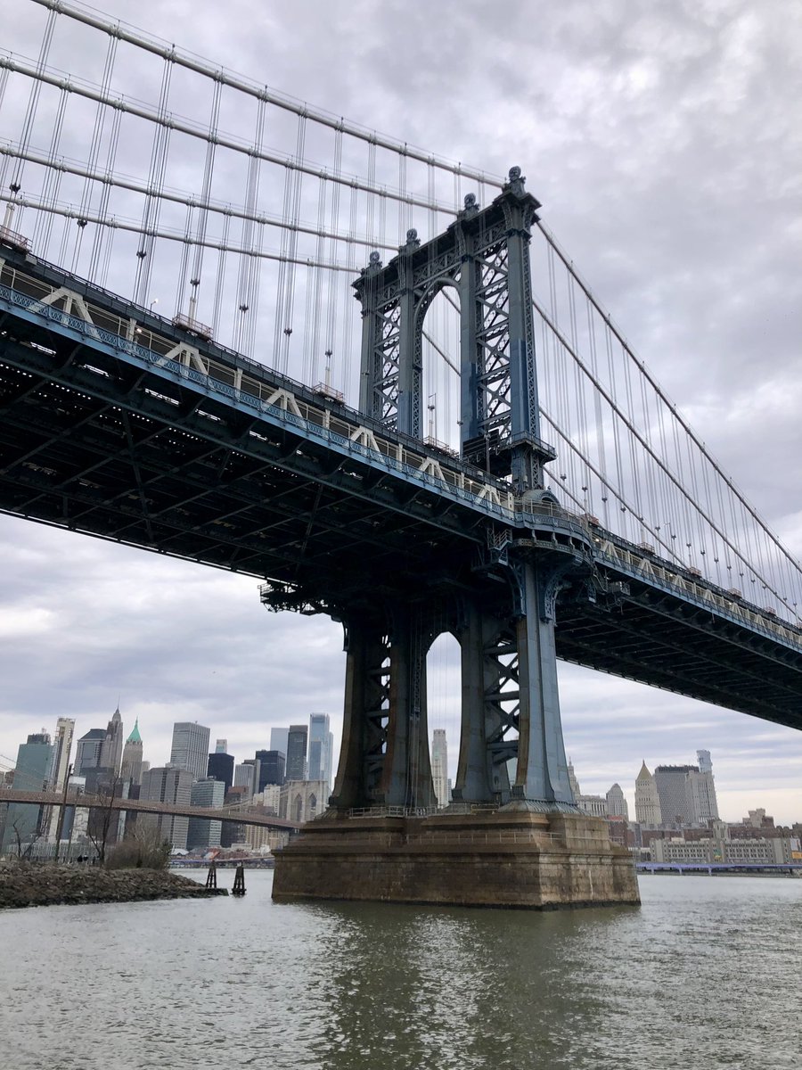 FranJJR87's tweet image. The Manhattan bridge!🇺🇸🌉

#EastRiver #ManhattanBridge #Dumbo #Brooklyn #NewYork #NYC #NewYorkCity #USA #America