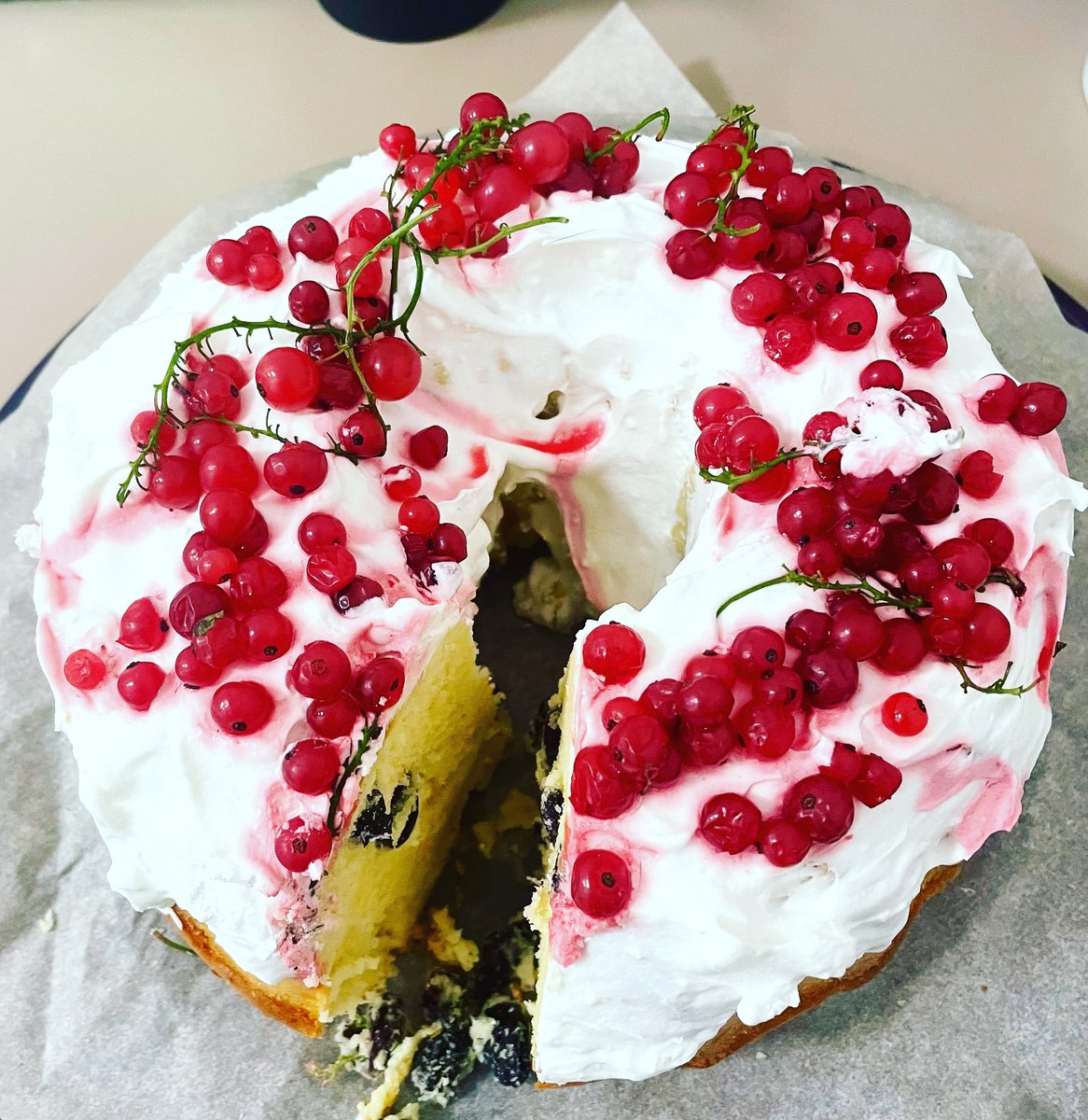 NToxiclatte's tweet photo. 皆、おはよう☀月曜日の��ーキ😋

#ケーキ #おいしい　#냠냠 #cake #yummy #mymonday https://t.co/70l4NoQRre