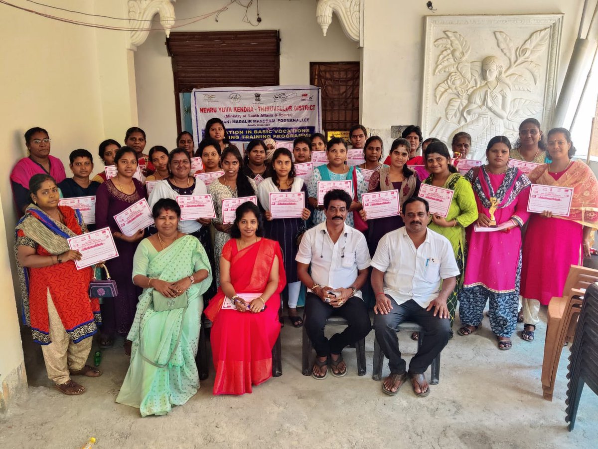 mybtiruvallur's tweet image. 15.04.2023: Skill Based Entrepreneurship Programme of Tailoring &amp;amp; Embroidery Valedictory event was organized at Lakshmi Nagar, Poonamallee #Tiruvallur

@Nyksindia @YASMinistry