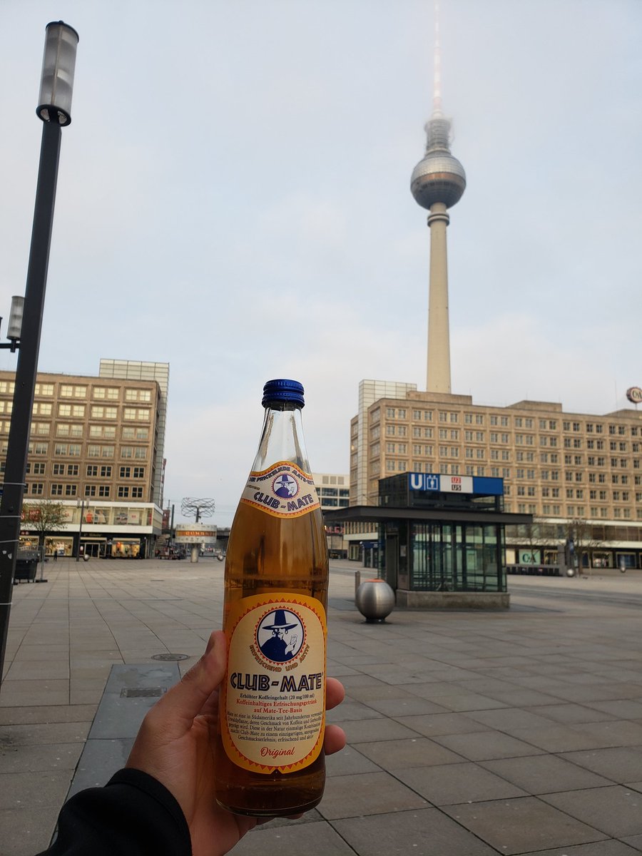 6jj's tweet image. Good morning, Berlin!
Arriving early to #PyConDE